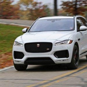 2017-Jaguar-F-Pace-S-110-876x535.jpg