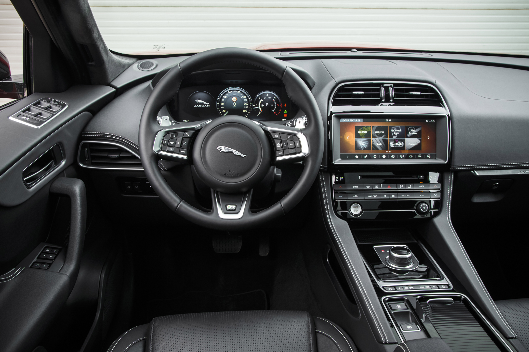 2017-Jaguar-F-Pace-First-Edition-cockpit-2.jpg | Range Rover Forum